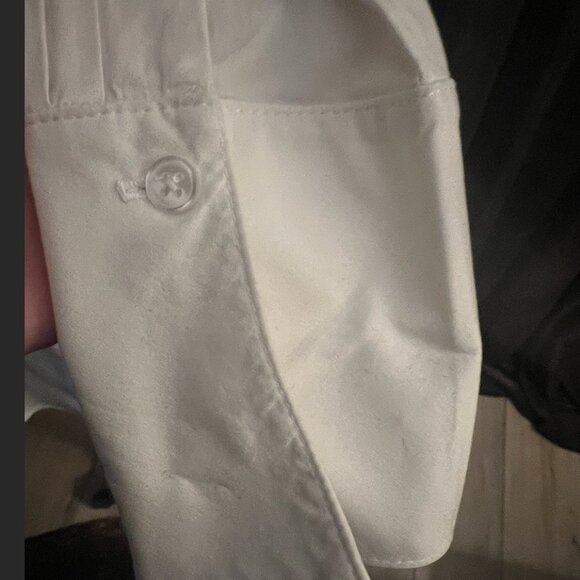 The Finley Classic White Blouse "Johnny" semi-fitted / turnback cuffs / Size M - Picture 8 of 11